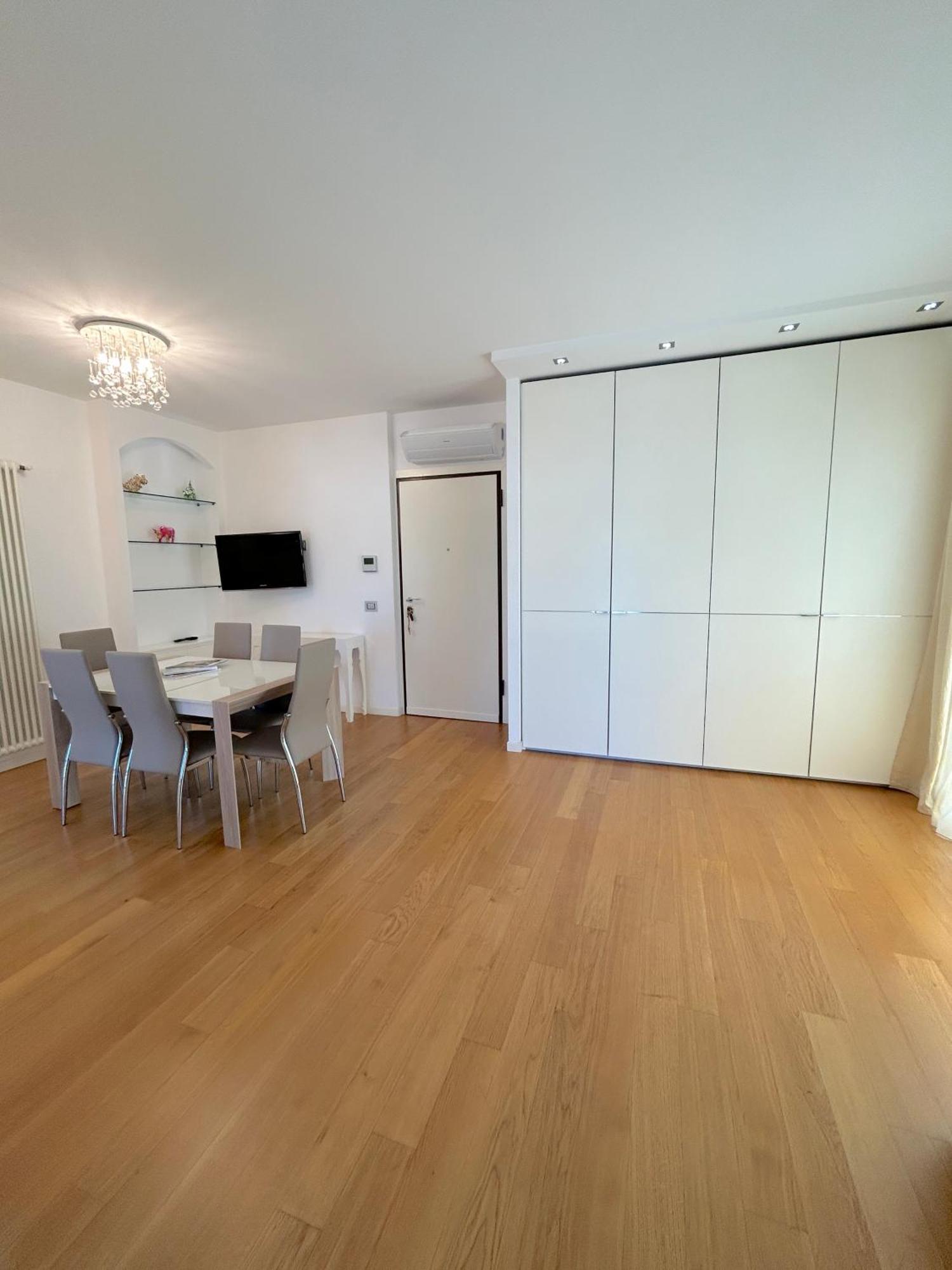 Appartement Attico Alba -flexrent Abissinia *